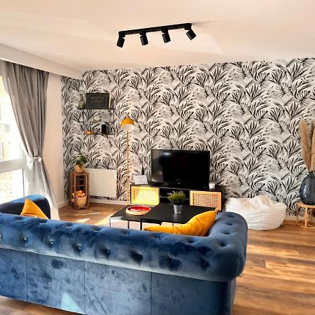 Appartement 2 Chambres Avec Parking 퐁타를리에 외부 사진